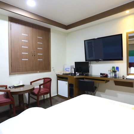 City Park Hotel Сеул Екстериор снимка
