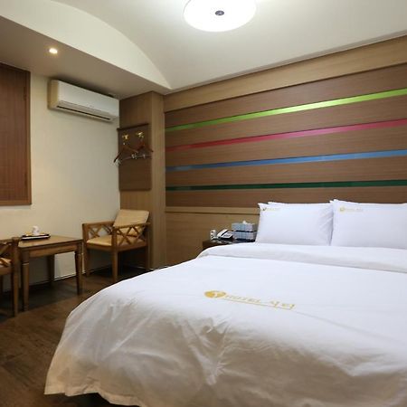 City Park Hotel Сеул Екстериор снимка