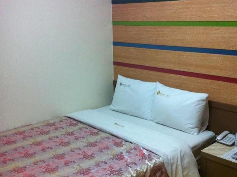 City Park Hotel Сеул Екстериор снимка