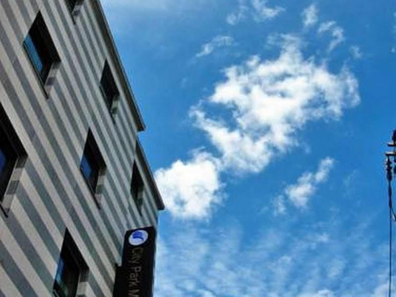City Park Hotel Сеул Екстериор снимка